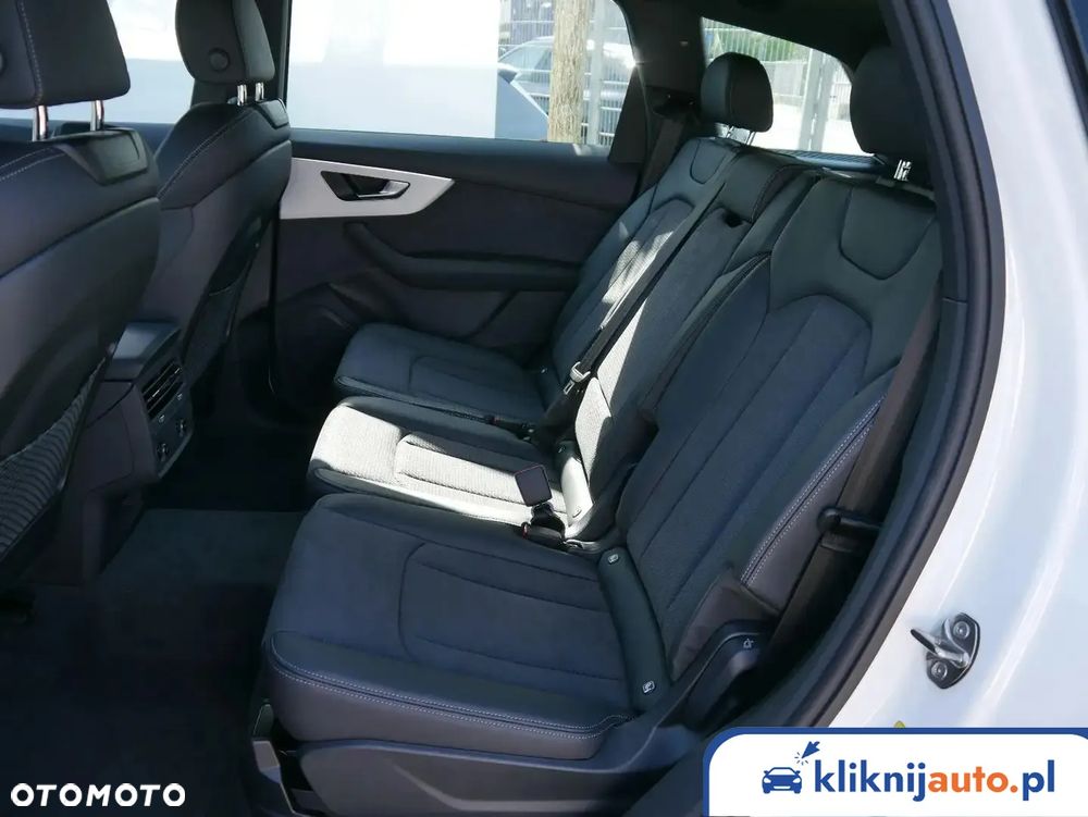 Audi Q7 - 7