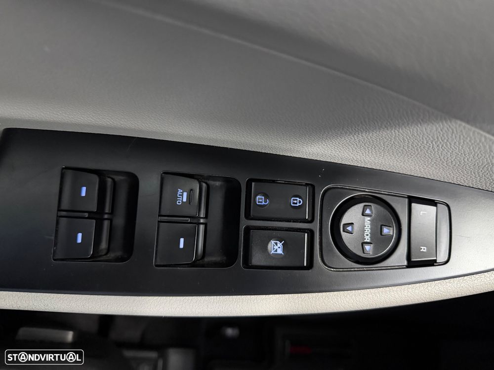 Hyundai Tucson 1.6 GDi 4WD DCT Trend - 26