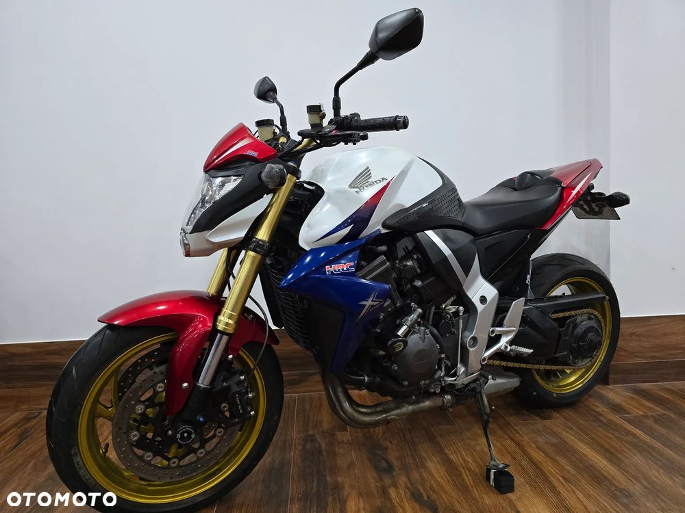 Honda CB - 23