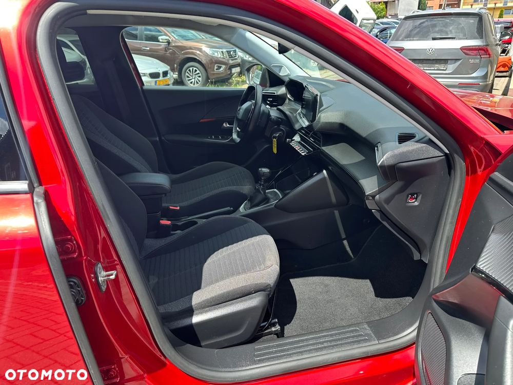 Peugeot 2008 - 13