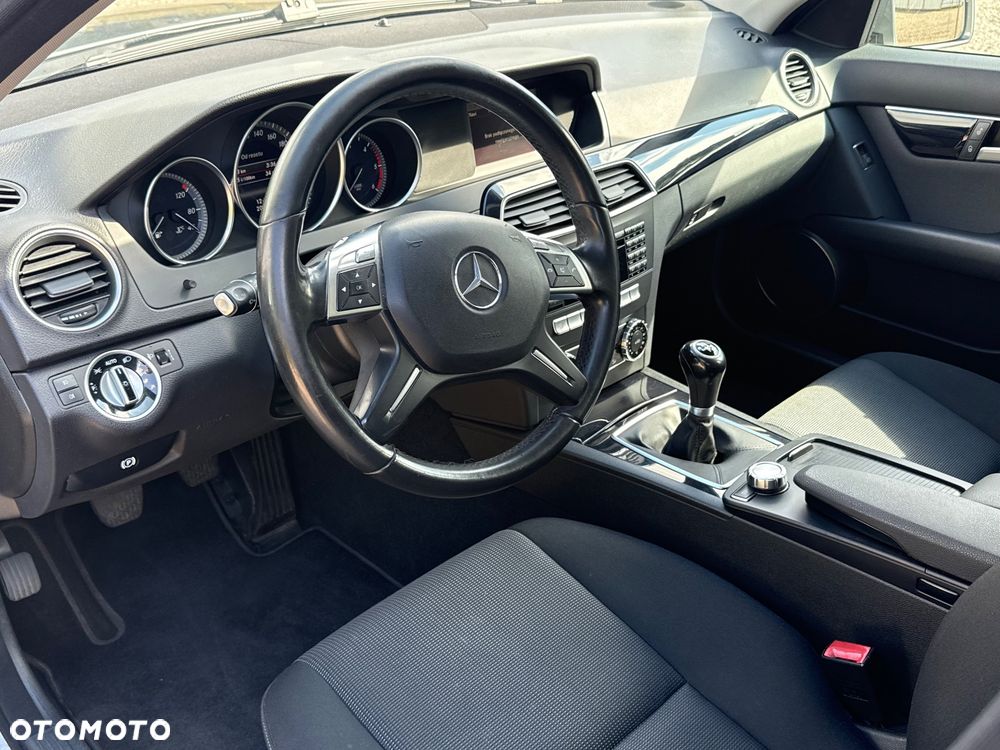 Mercedes-Benz Klasa C - 30