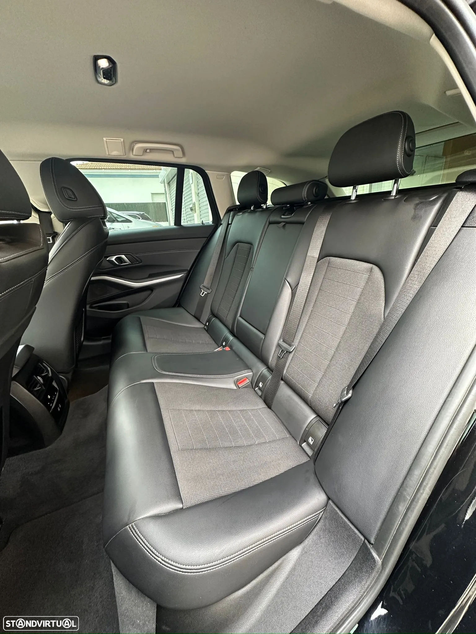 BMW 330 e Touring Line Sport Auto - 11