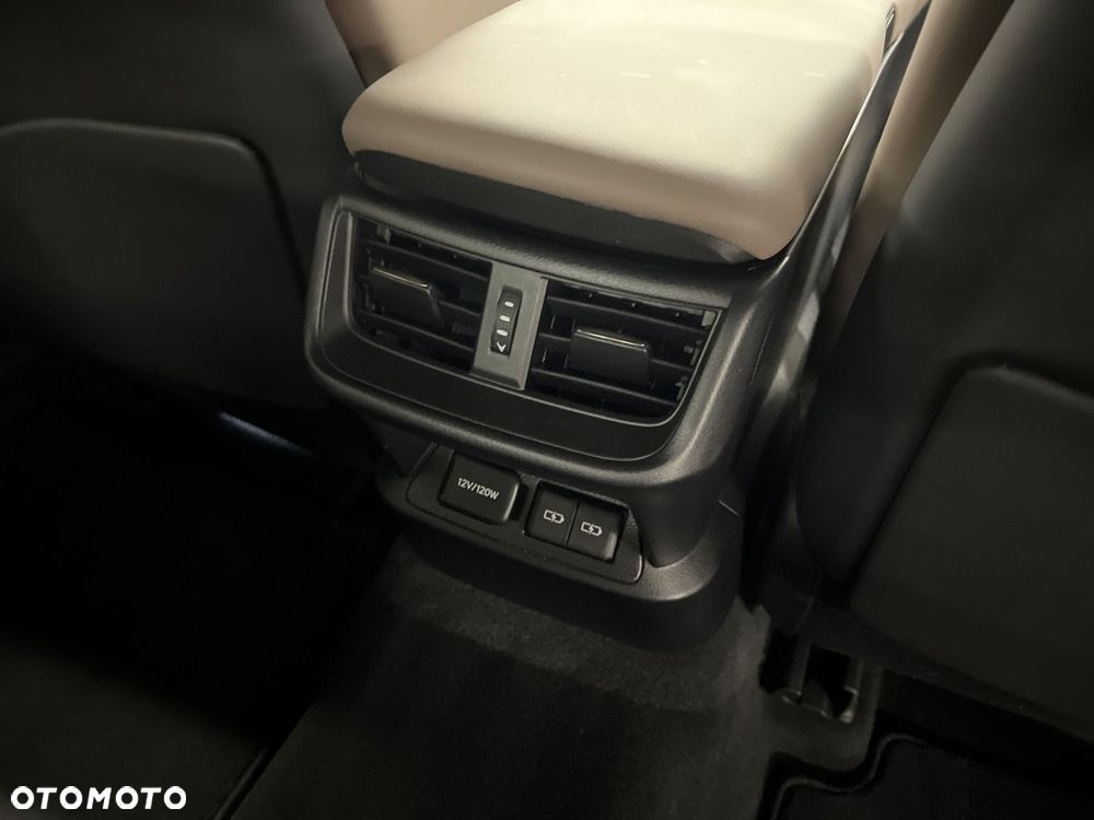Lexus ES 300h Prestige - 14