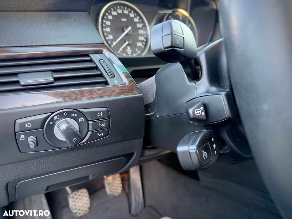 BMW Seria 5 520d - 11