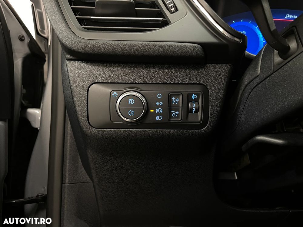 Ford Kuga 2.0 EcoBlue A8 AWD Titanium - 24