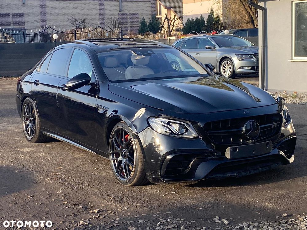 Mercedes-Benz Klasa E - 2