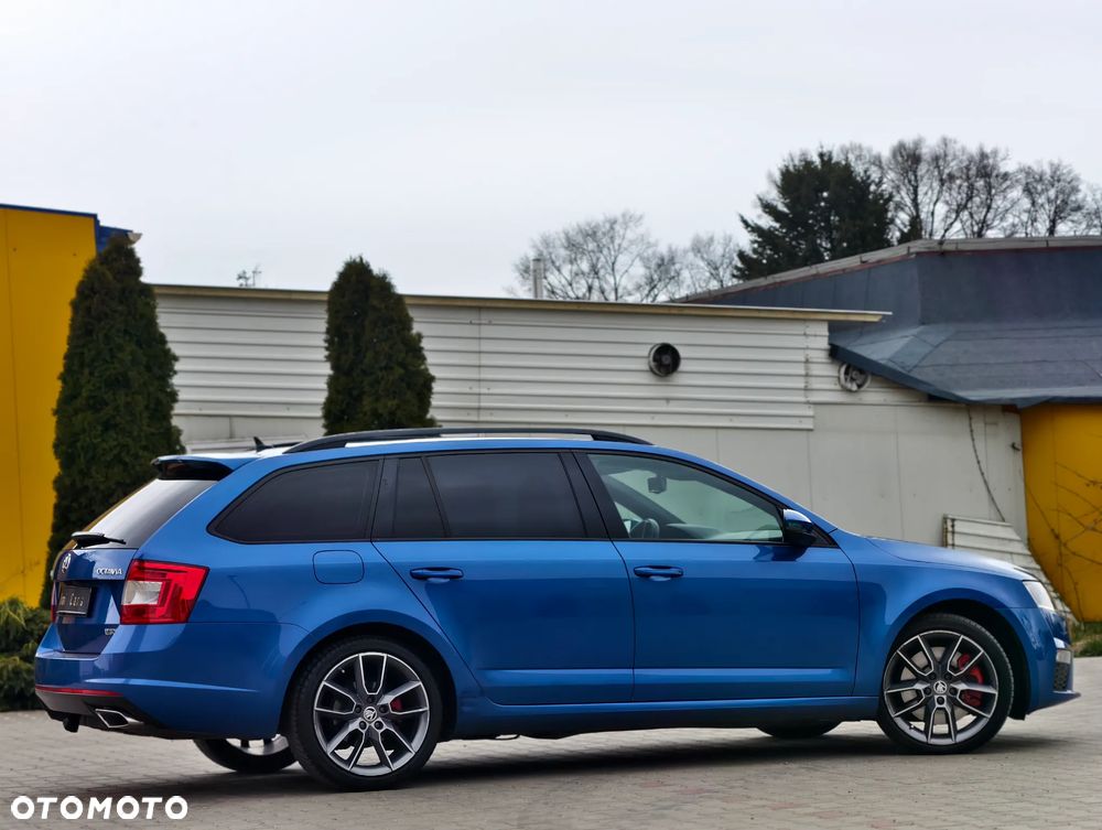 Skoda Octavia 2.0 TDI DSG RS - 34