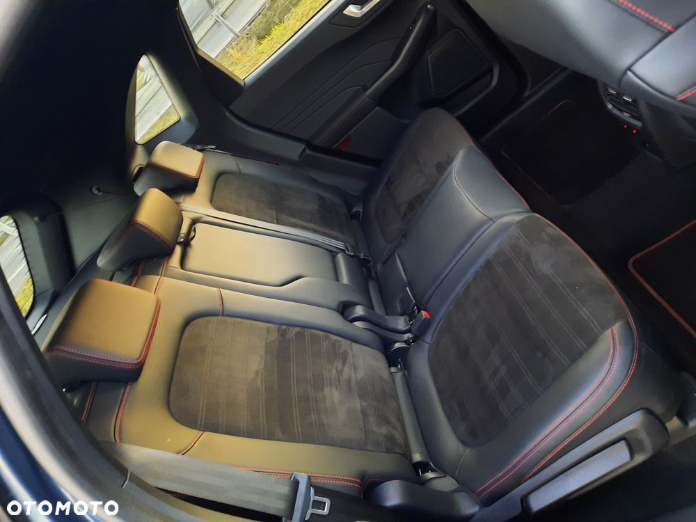 Ford Kuga 2.5 Duratec PHEV ST-LINE - 26