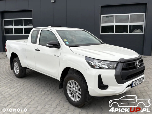 Toyota Hilux 2.4 D-4D Extra Cab DLX 4x4