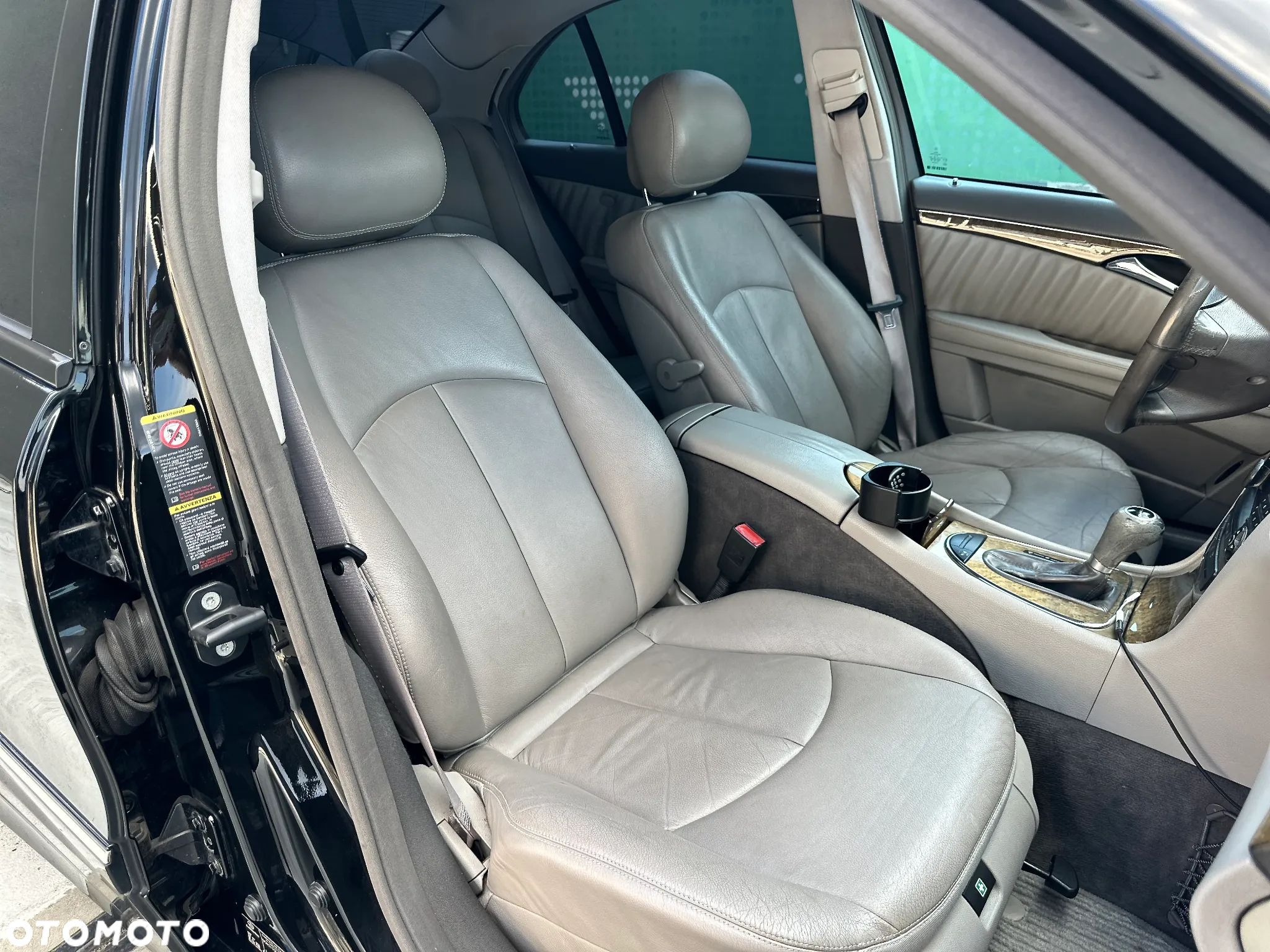 Mercedes-Benz Klasa E 220 CDI Avantgarde - 31