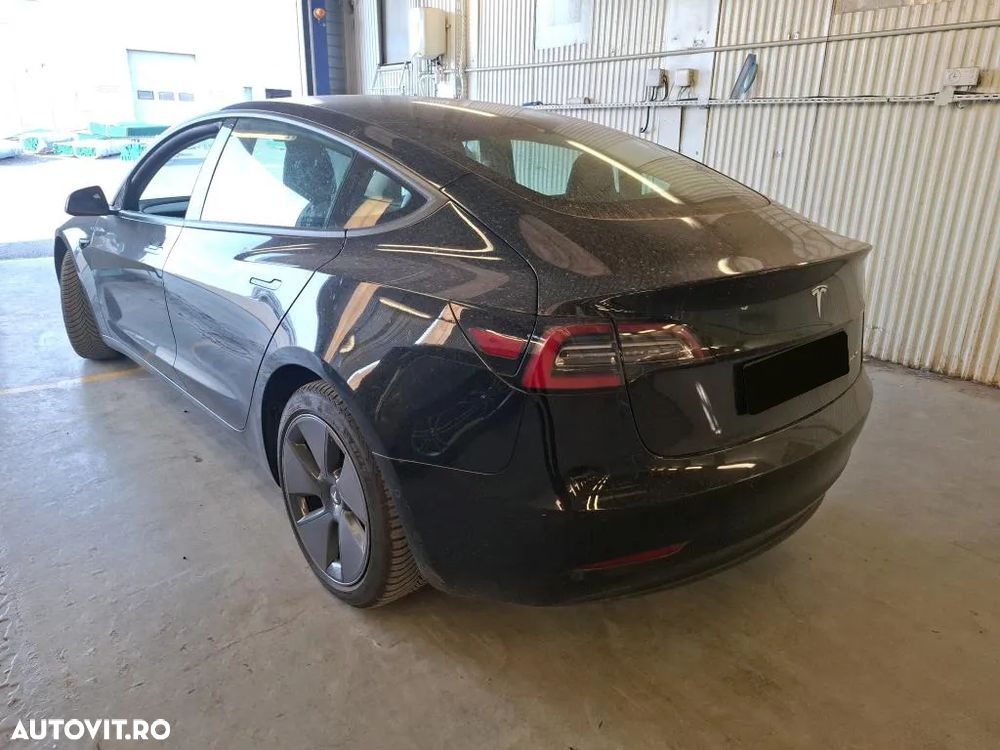 Tesla Model 3 Langstreckenbatterie Allradantrieb Dual Motor - 5