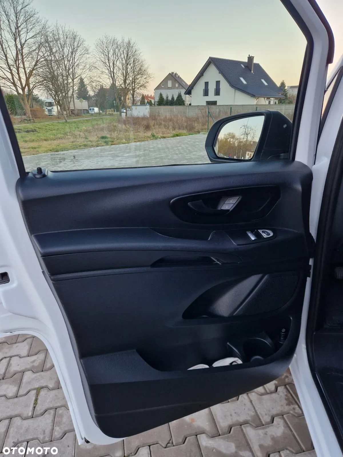 Mercedes-Benz Vito - 22