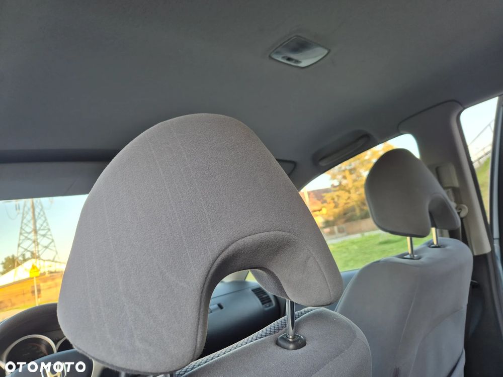 Honda Jazz 1.4 LS - 23