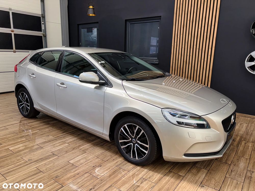Volvo V40 D4 Geartronic Momentum - 5