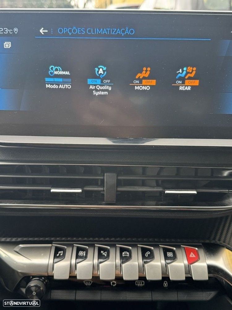 Peugeot 5008 1.2 PureTech Allure Pack - 34