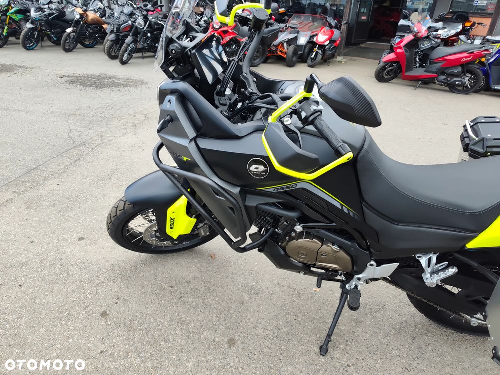 QJMOTOR SVT 650X - 21