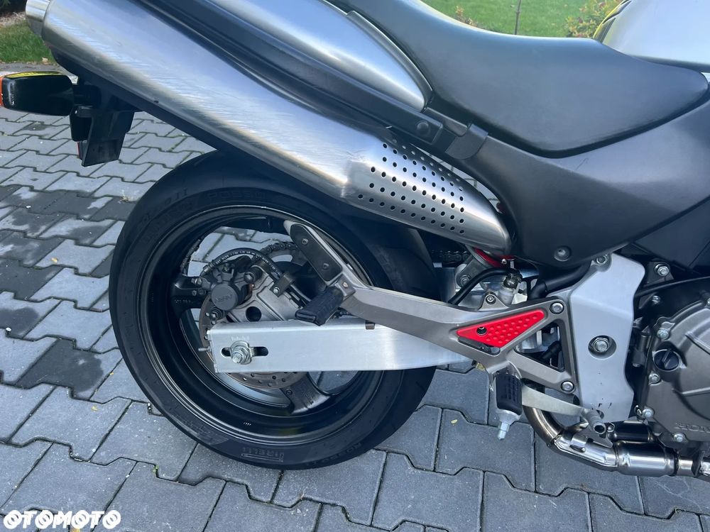Honda Hornet - 23