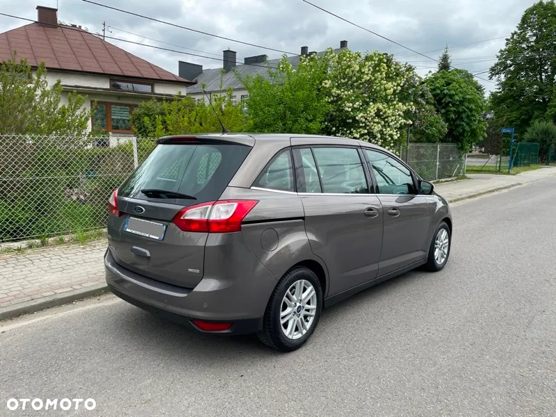 Ford Grand C-MAX - 6