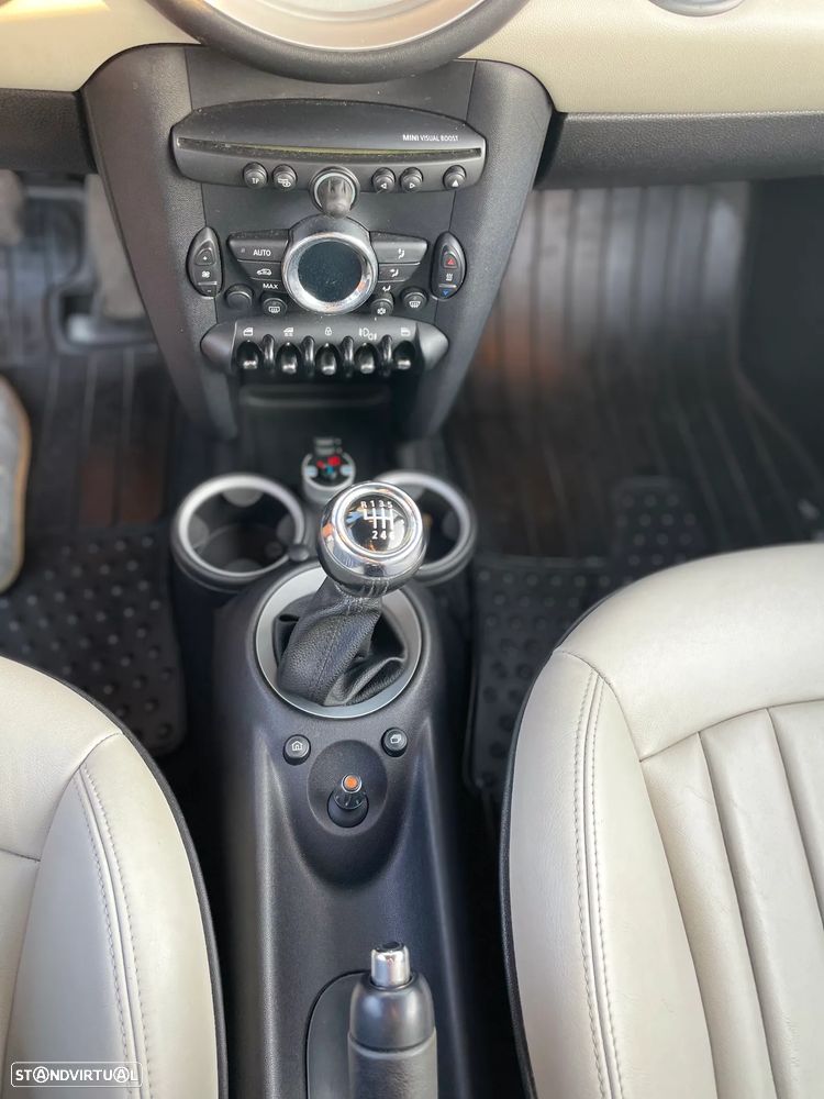 MINI Cabrio Cooper D - 12