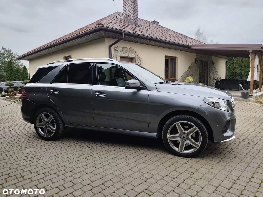 Mercedes-Benz GLE 250 d 4-Matic - 9