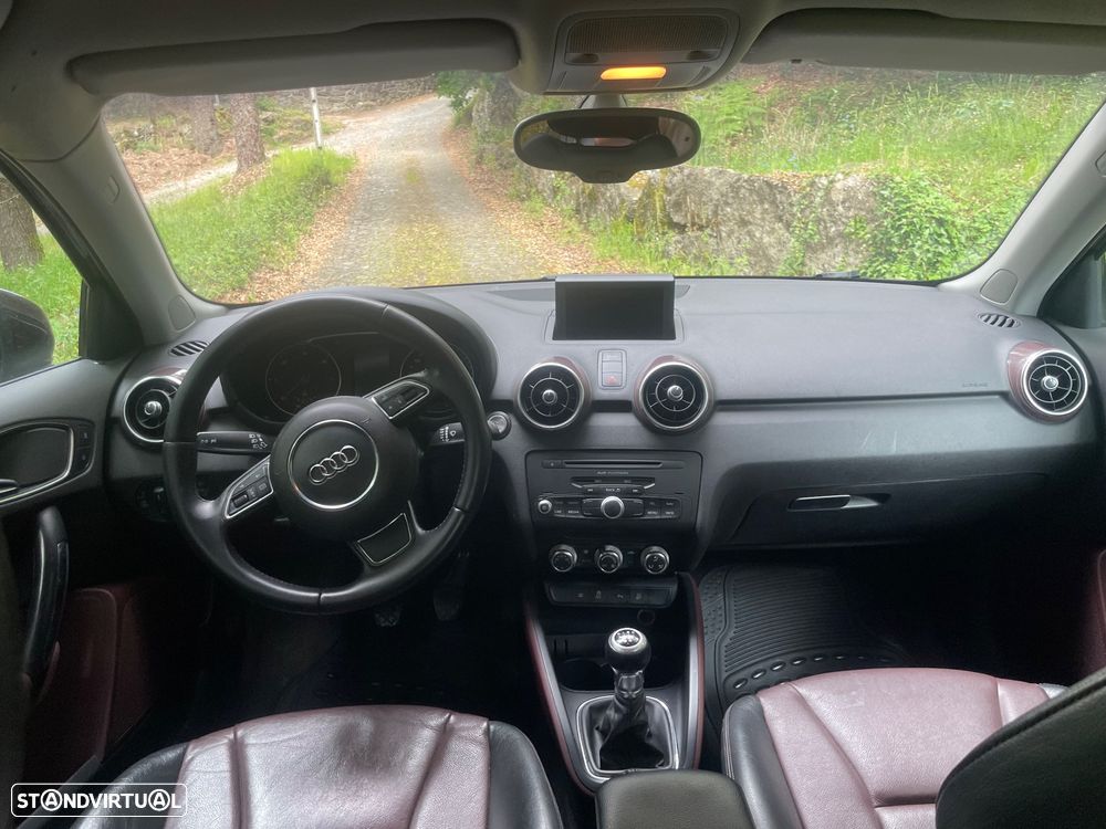 Audi A1 Sportback 1.6 TDI S line Sport Pack - 4