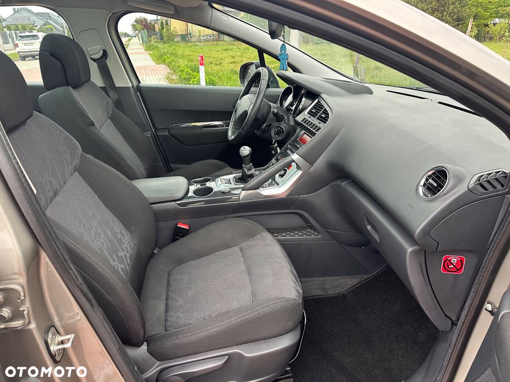 Peugeot 3008 120 VTi Premium - 38