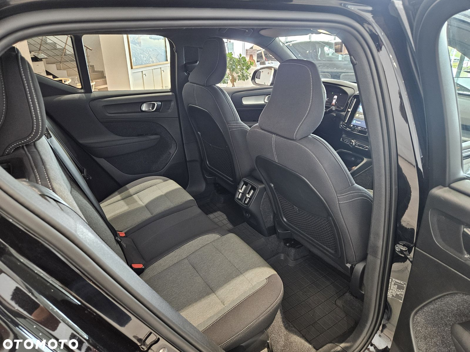 Volvo XC 40 - 23