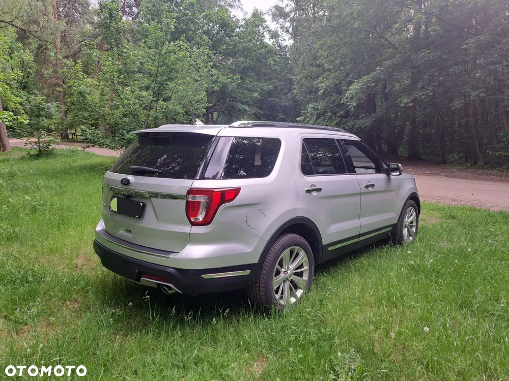 Ford Explorer - 6