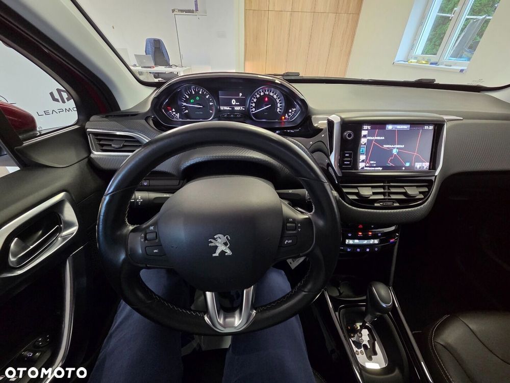 Peugeot 2008 - 12