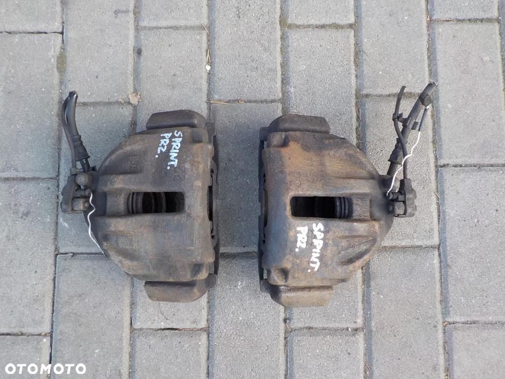 VW LT SPRINTER ZACISK HAMULCOWY PRAWY LEWY PRZÓD - 1