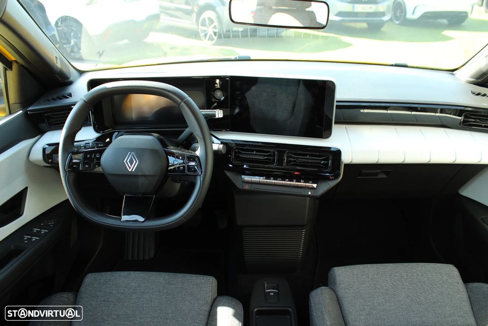 Renault 5 E-Tech 40 kWh Techno Autonomia Urbana - 33