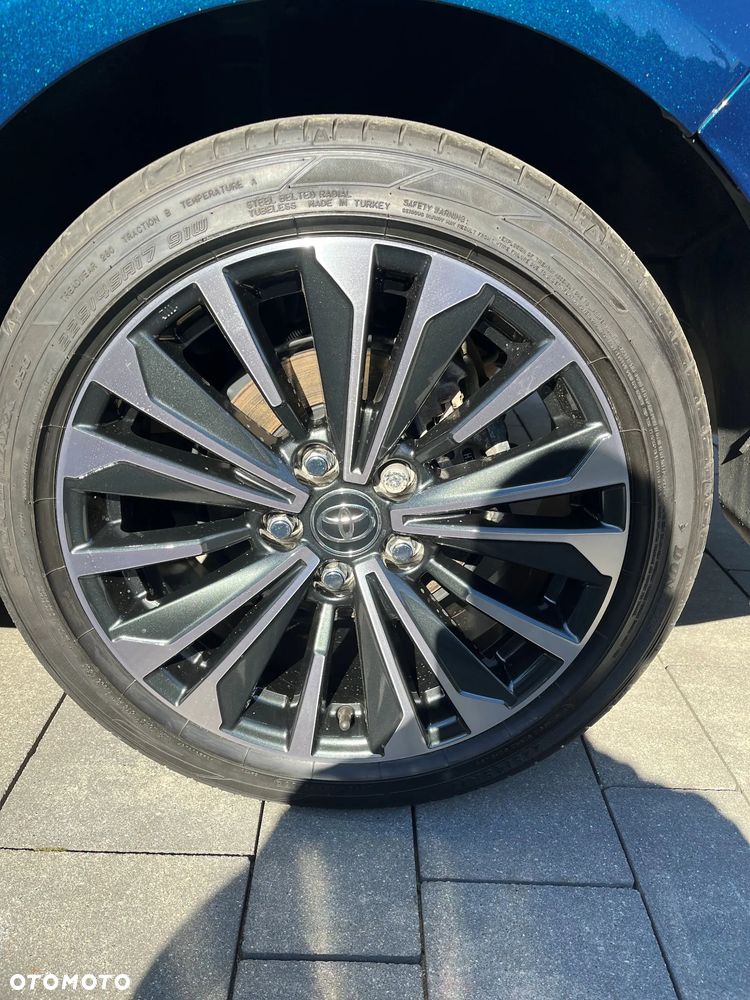 Toyota Corolla 1.8 Hybrid Style - 24