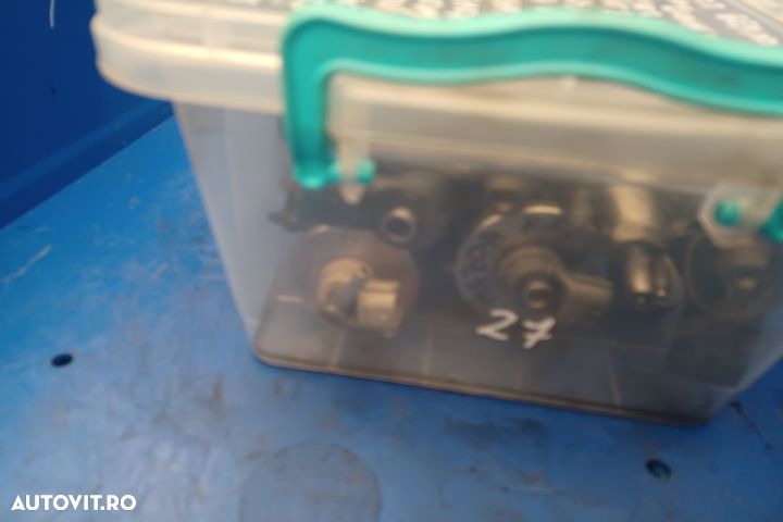 Injector motorina 0445115022 804554ah82409395 2.0 DCI Renault Laguna - 4