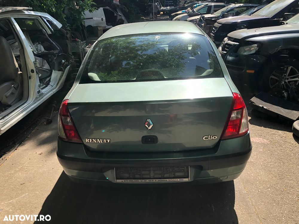Dezmembrez Renault Clio Symbol 2005 verde 1,5 DCI - 5