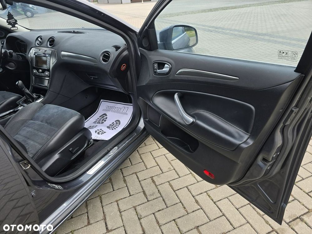 Ford Mondeo - 29