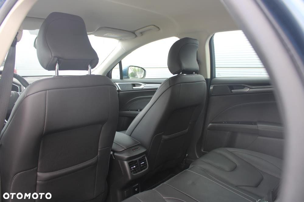 Ford Mondeo - 11