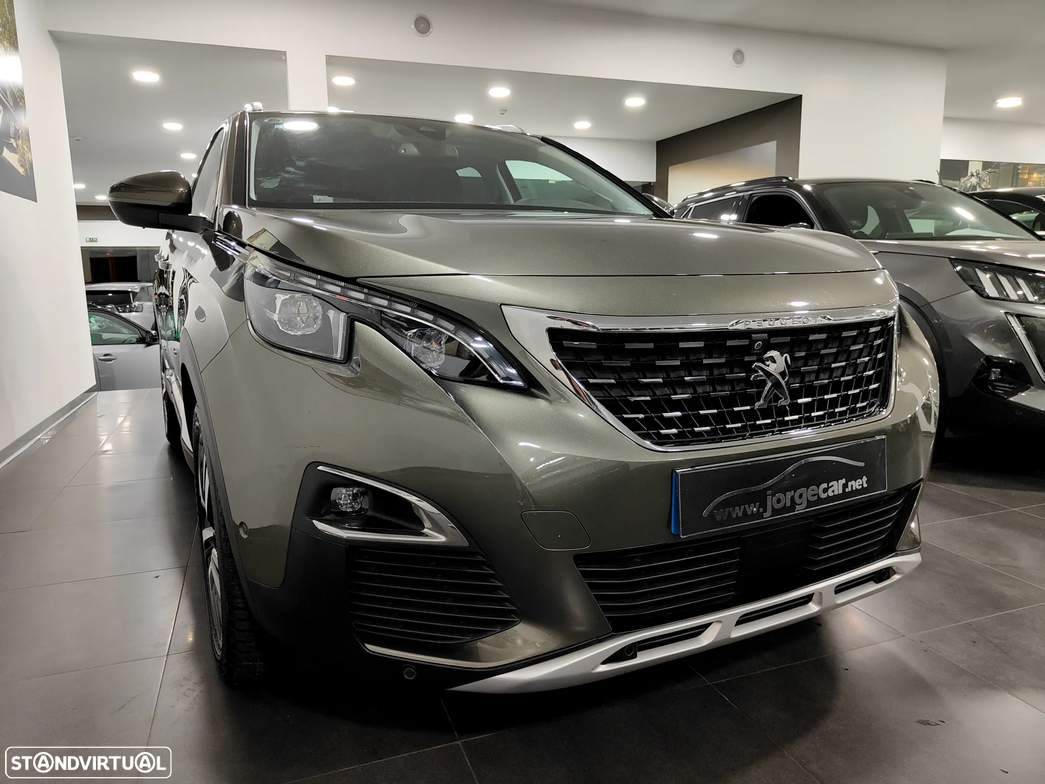 Peugeot 3008 1.2 PureTech Allure EAT8 - 14