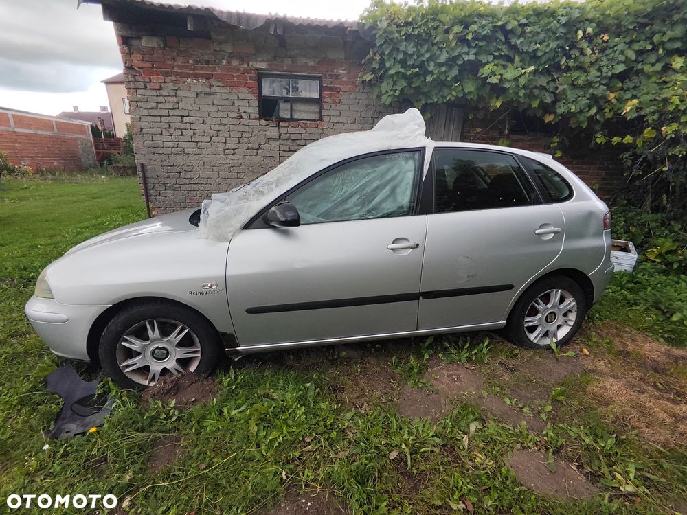 Seat Ibiza 1.4 16V Comfort Edition - 2