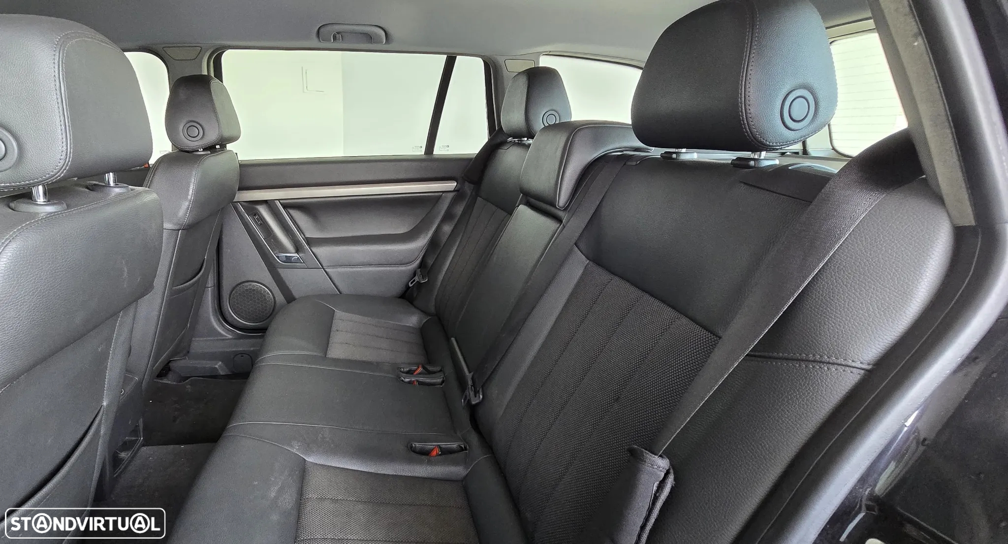 Opel Vectra Caravan 1.9 CDTi Executive - 8