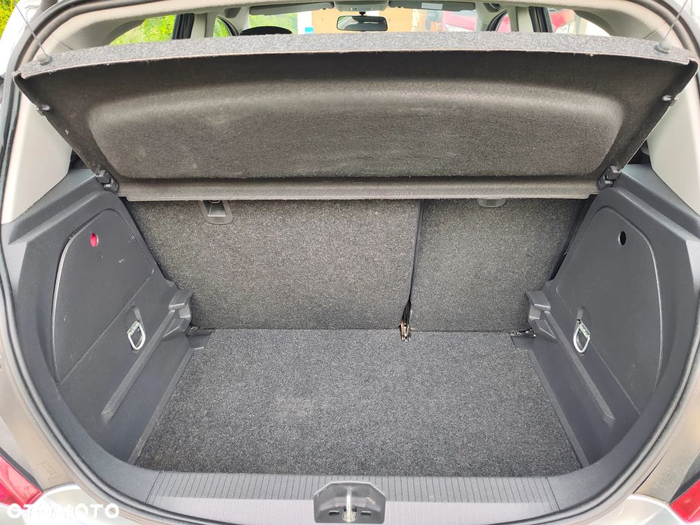 Opel Corsa - 10