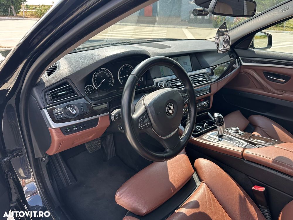 BMW Seria 5 528i Aut. - 9
