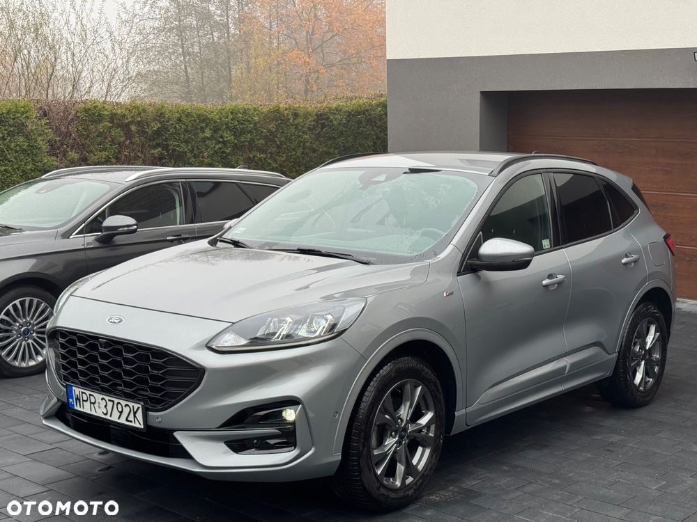 Ford Kuga 1.5 EcoBoost FWD ST-Line - 2