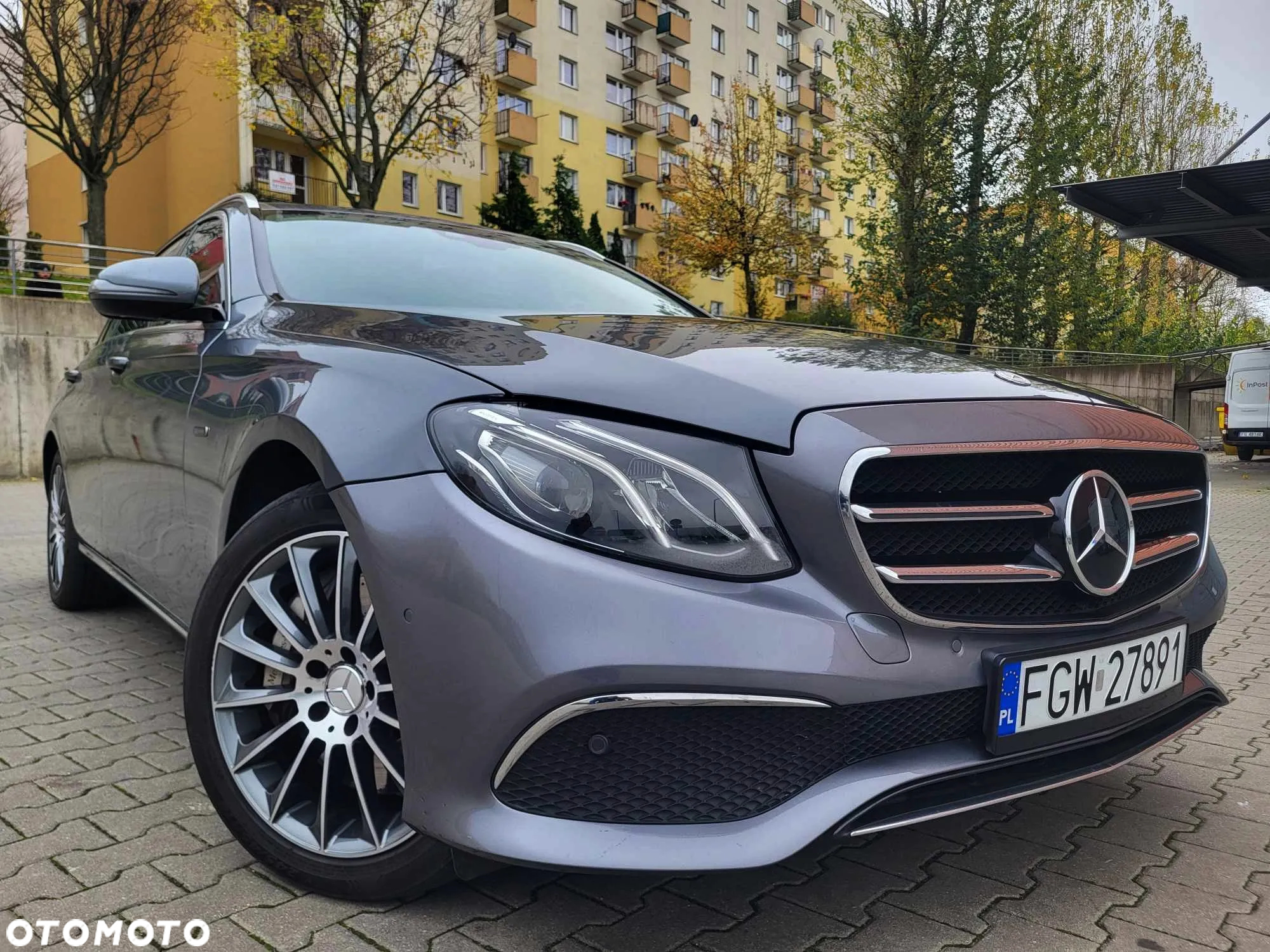 Mercedes-Benz Klasa E 300 de 9G-TRONIC - 2