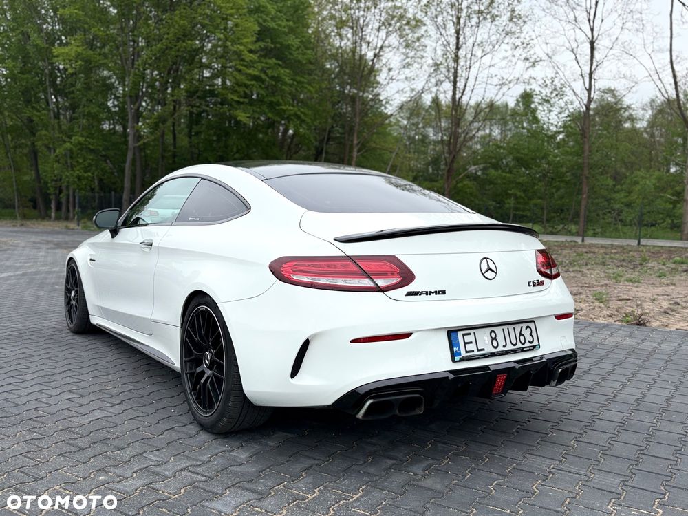 Mercedes-Benz Klasa C AMG 63 S AMG Speedshift 7G-MCT - 31