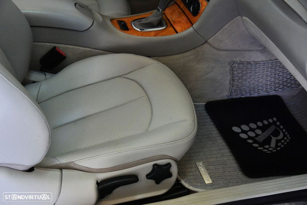 Mercedes-Benz CLK 200 K Elegance Aut. - 32