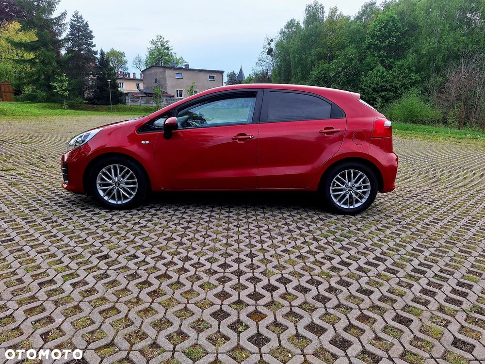 Kia Rio 1.2 Dream Team Edition - 3