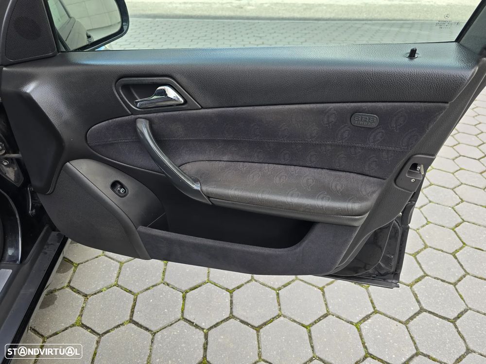 Mercedes-Benz C 220 T CDI Classic - 24