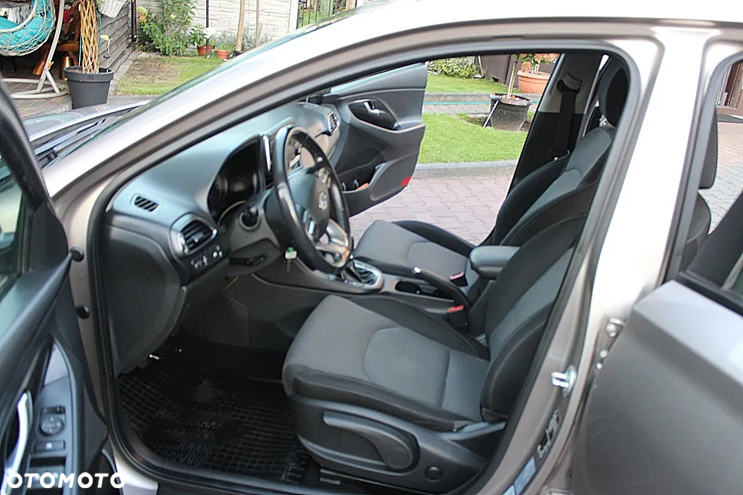 Hyundai i30 1.4 Premiere Comfort - 15