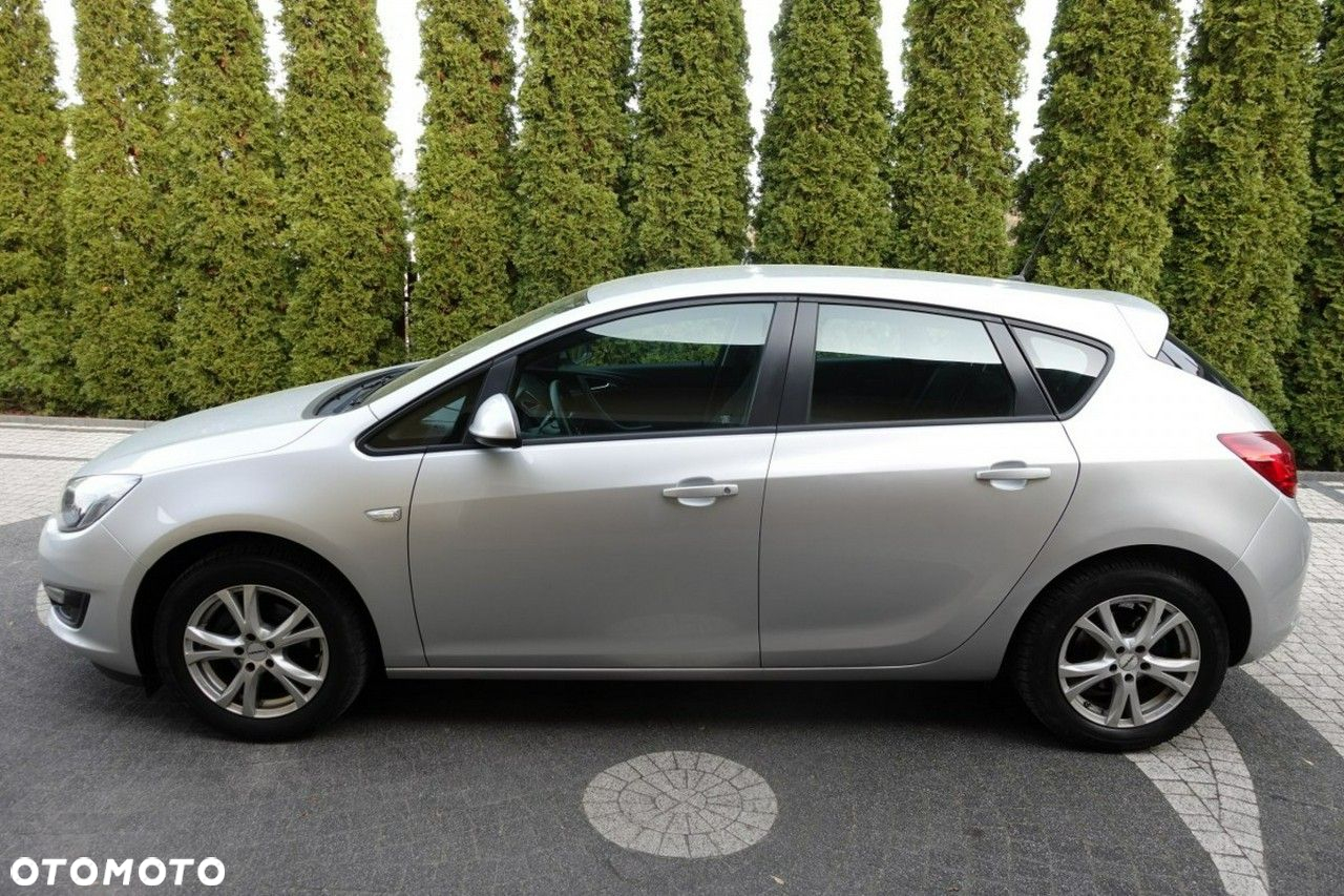 Opel Astra - 3
