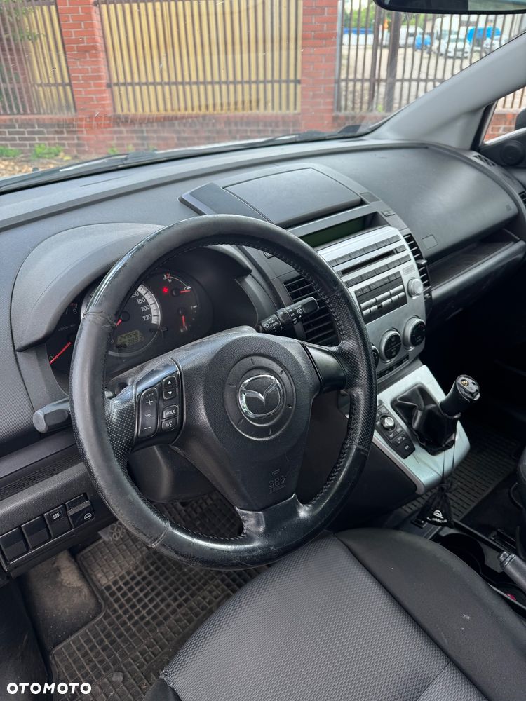 Mazda 5 - 9
